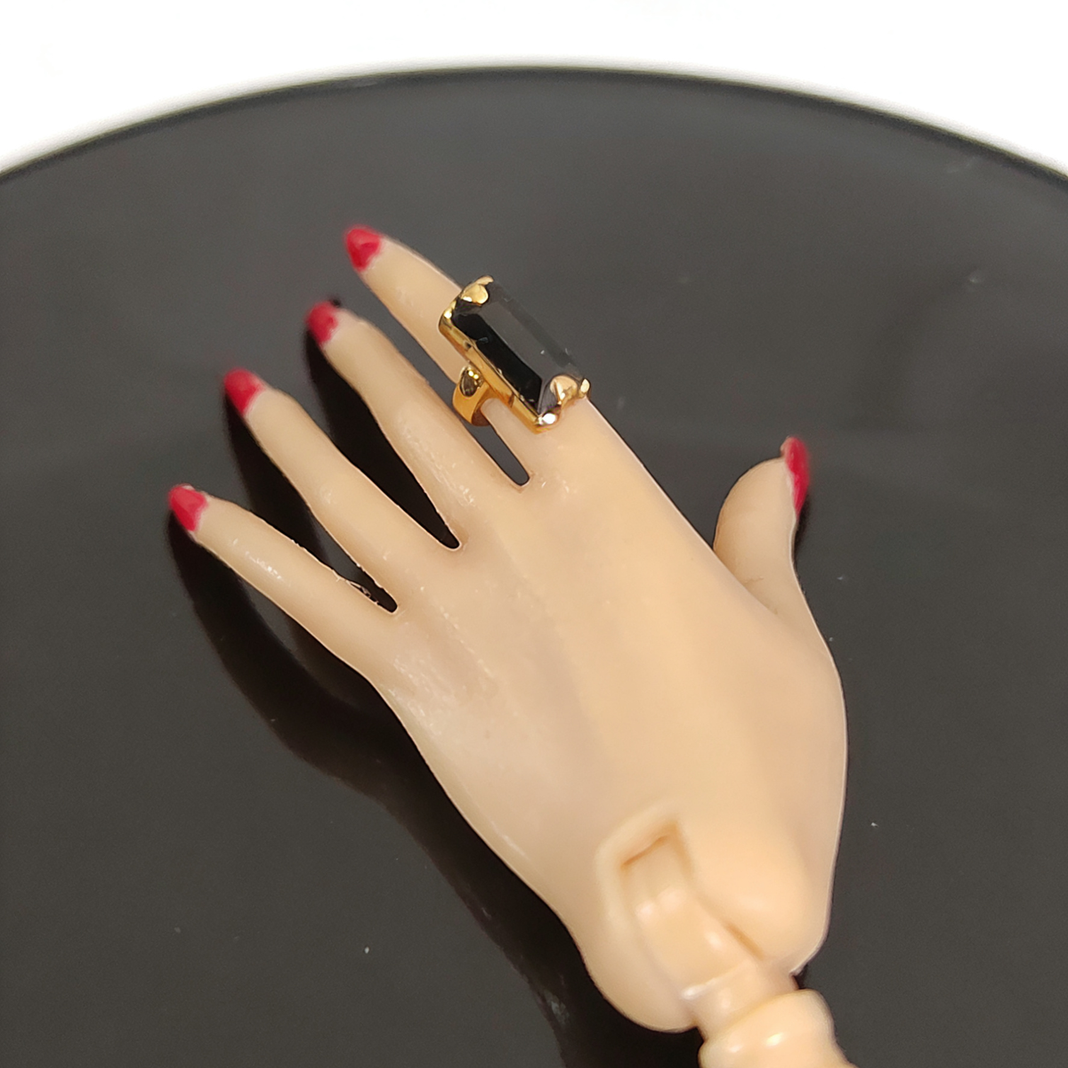 1:6 Puppen Schmuck RING für Fashion Royalty Poppy Parker Integrity Toys. 4×2 mm Zirkonia Stein