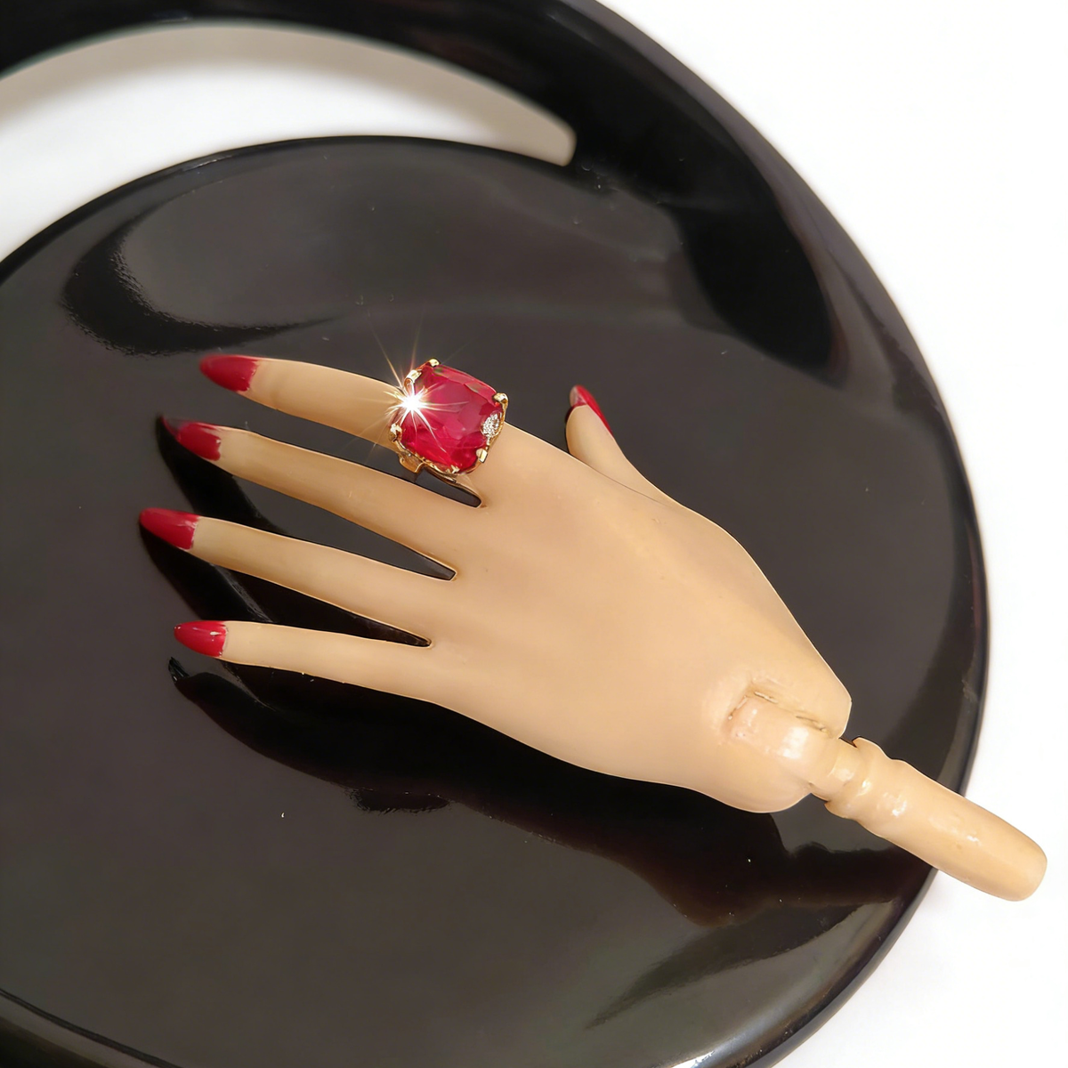 1/6 Puppen Schmuck RING für Fashion Royalty Poppy Parker Integrity Toys. 3mm quadratisch geschliffener Zirkonia-Stein.