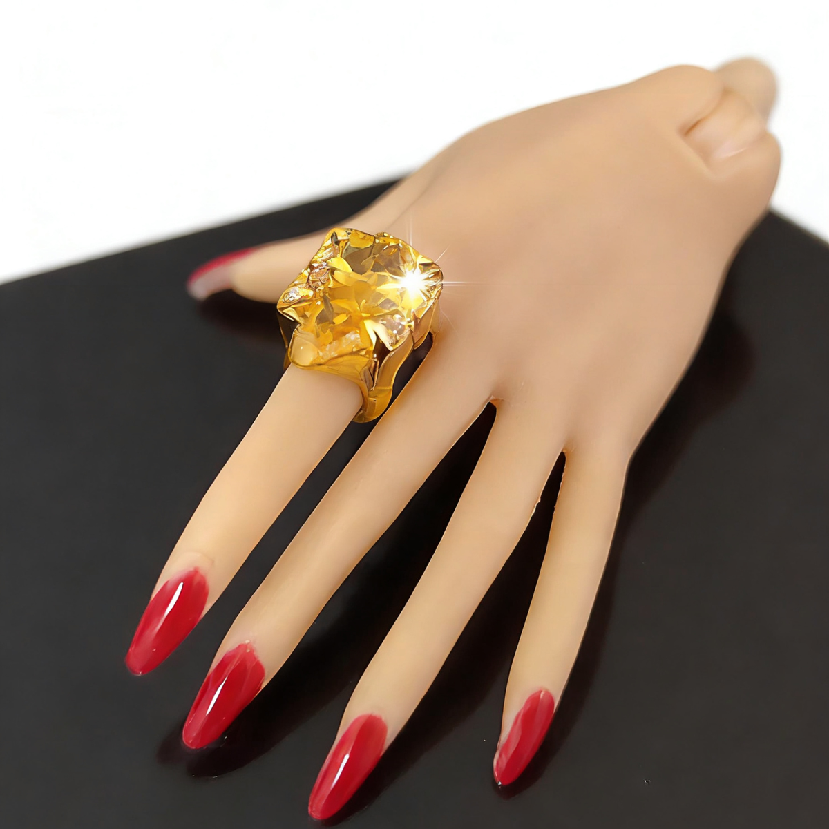1/6 Doll Jewelry RING for Fashion Royalty Poppy Parker Integrity Toys.3x5 mm teardrop-cut cubic zirconia.