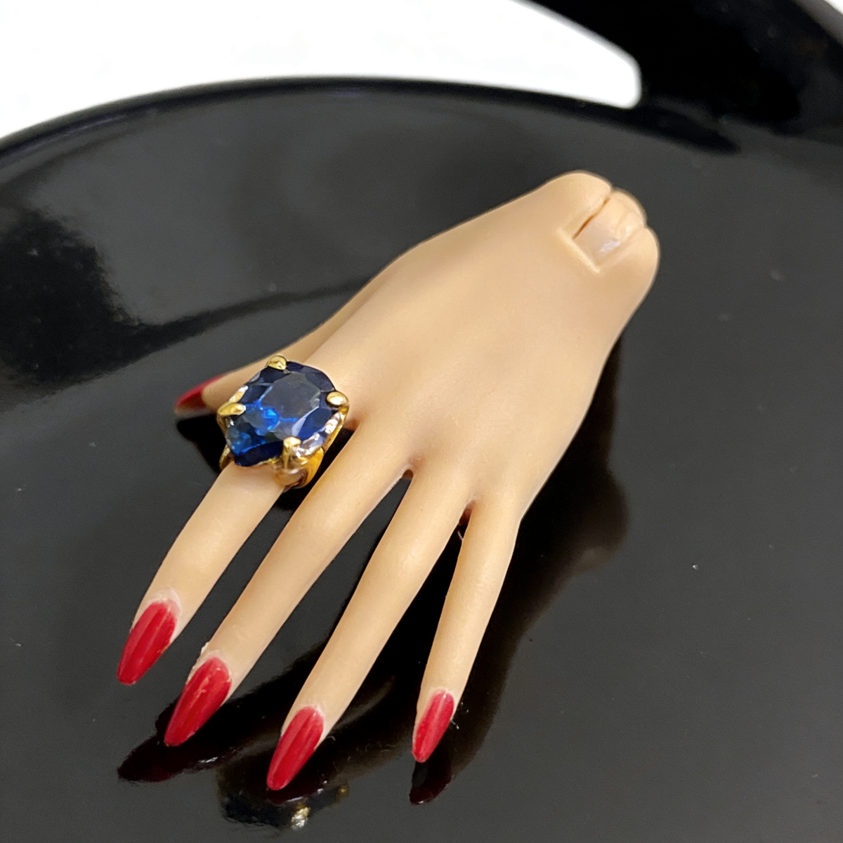 1/6 Doll Jewelry RING for Fashion Royalty Poppy Parker Integrity Toys.3x5 mm teardrop-cut cubic zirconia.