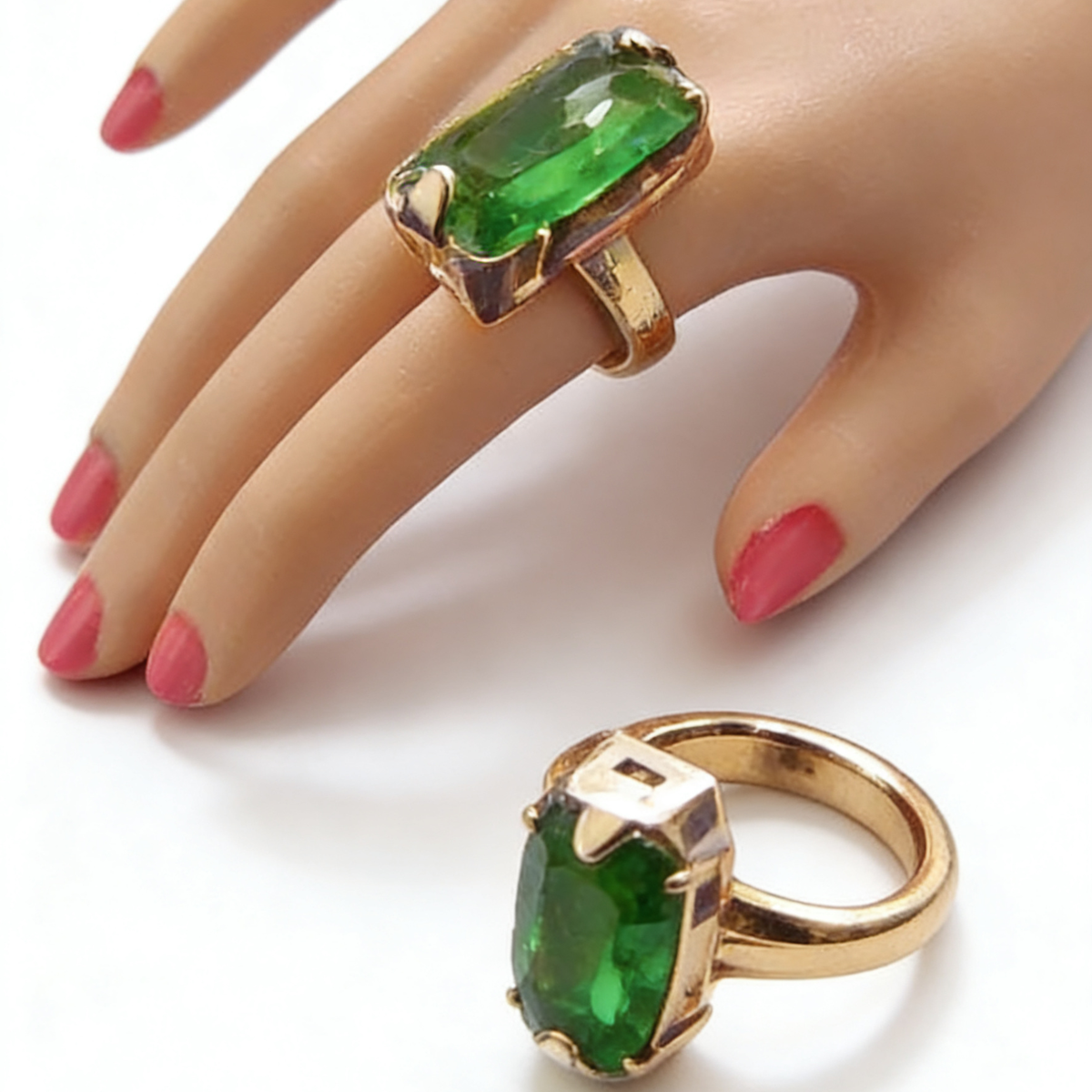 1:6 Puppen Schmuck RING für Fashion Royalty Poppy Parker Integrity Toys. 4×2 mm Zirkonia Stein