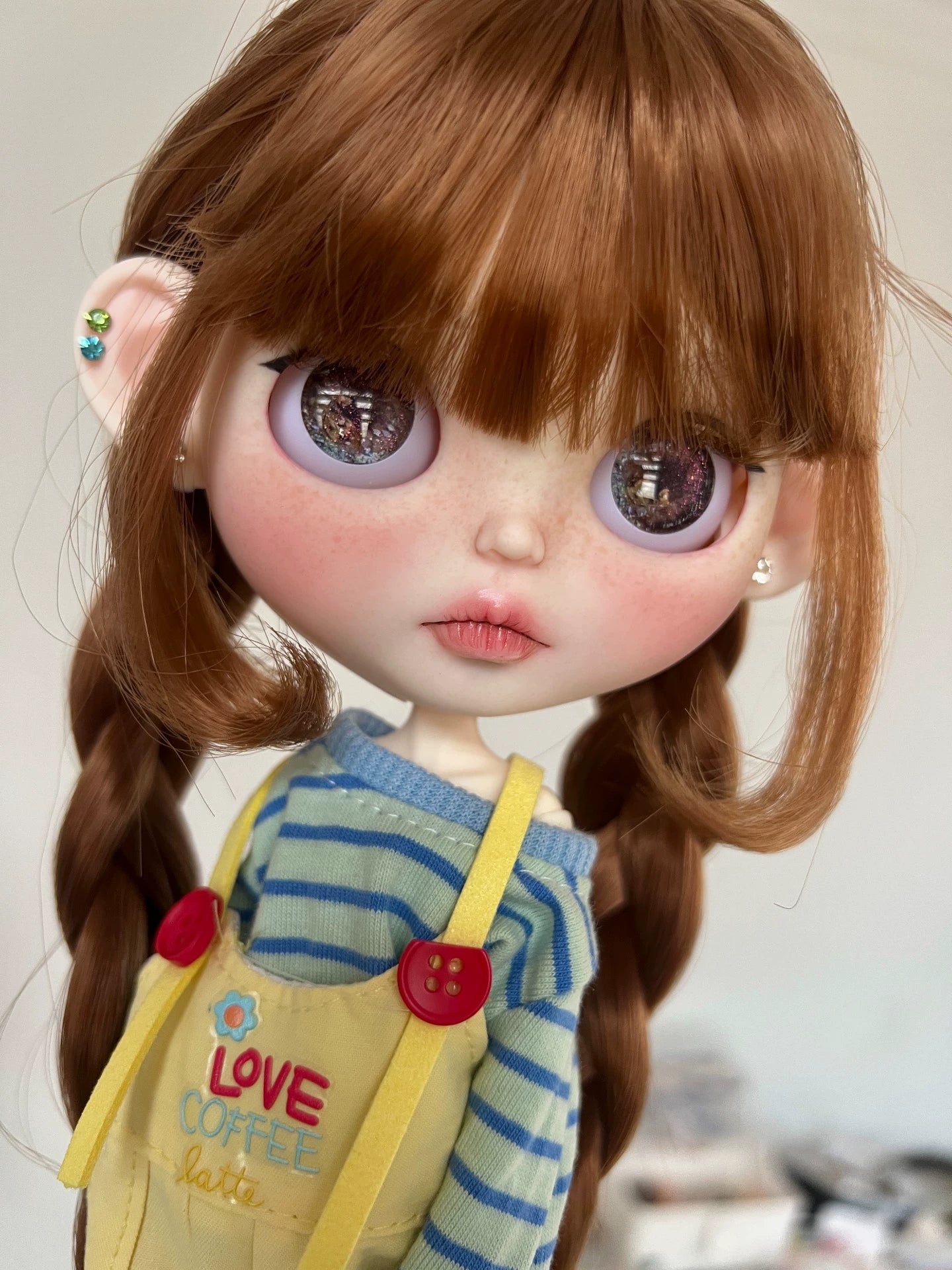 Blythe Doll Handmade-Customized With Outfits + Wig – 1/6 Doll (12in / 30cm) BJD
